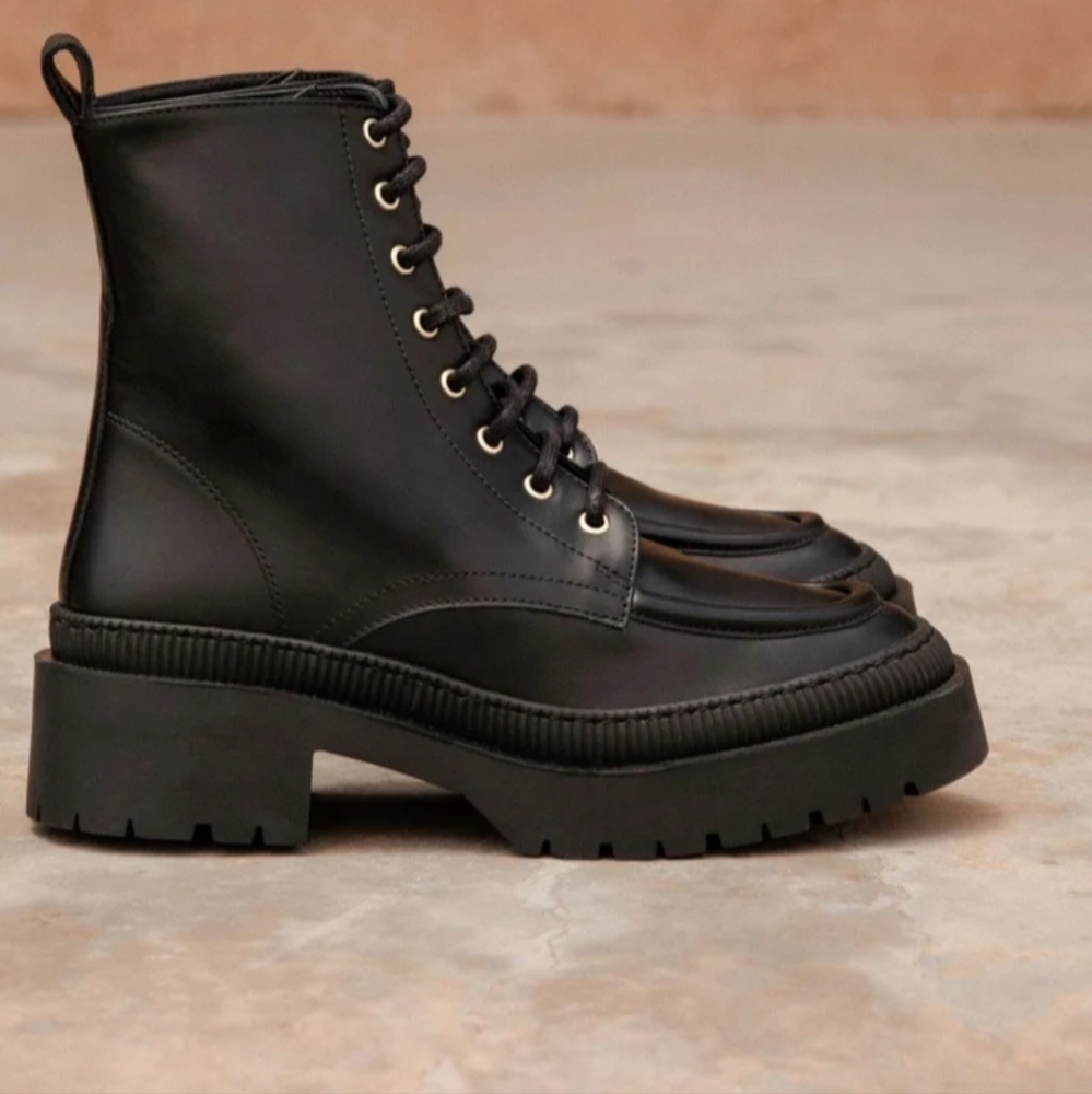 BOBBIES PARIS Fallon Boot in Deep Black size 40FR / 9.5US